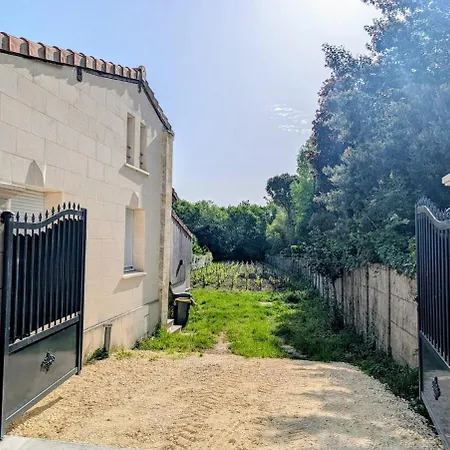 Elegant House Between Medoc Castles And Ocean Nyaraló Pauillac